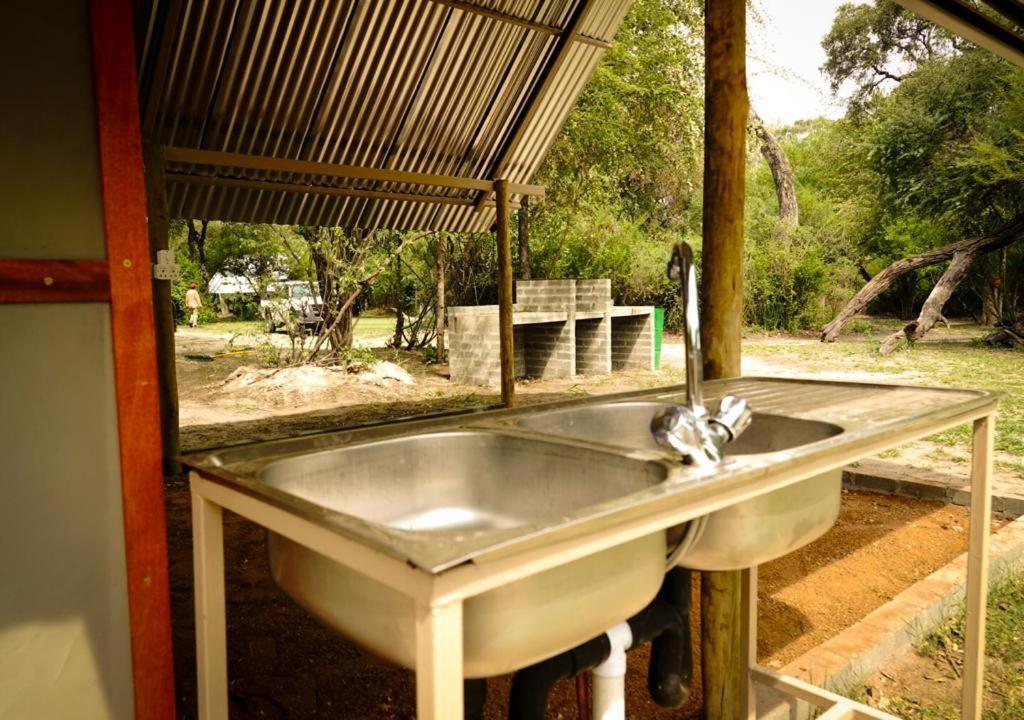 Sitatunga Campsite マウン エクステリア 写真